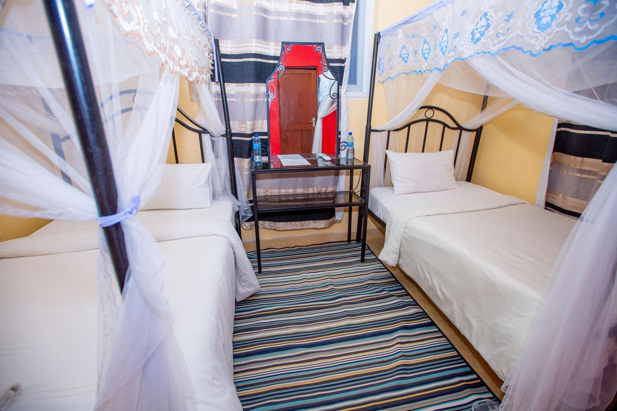 Kays Lodge Dar es Salaam Exteriér fotografie