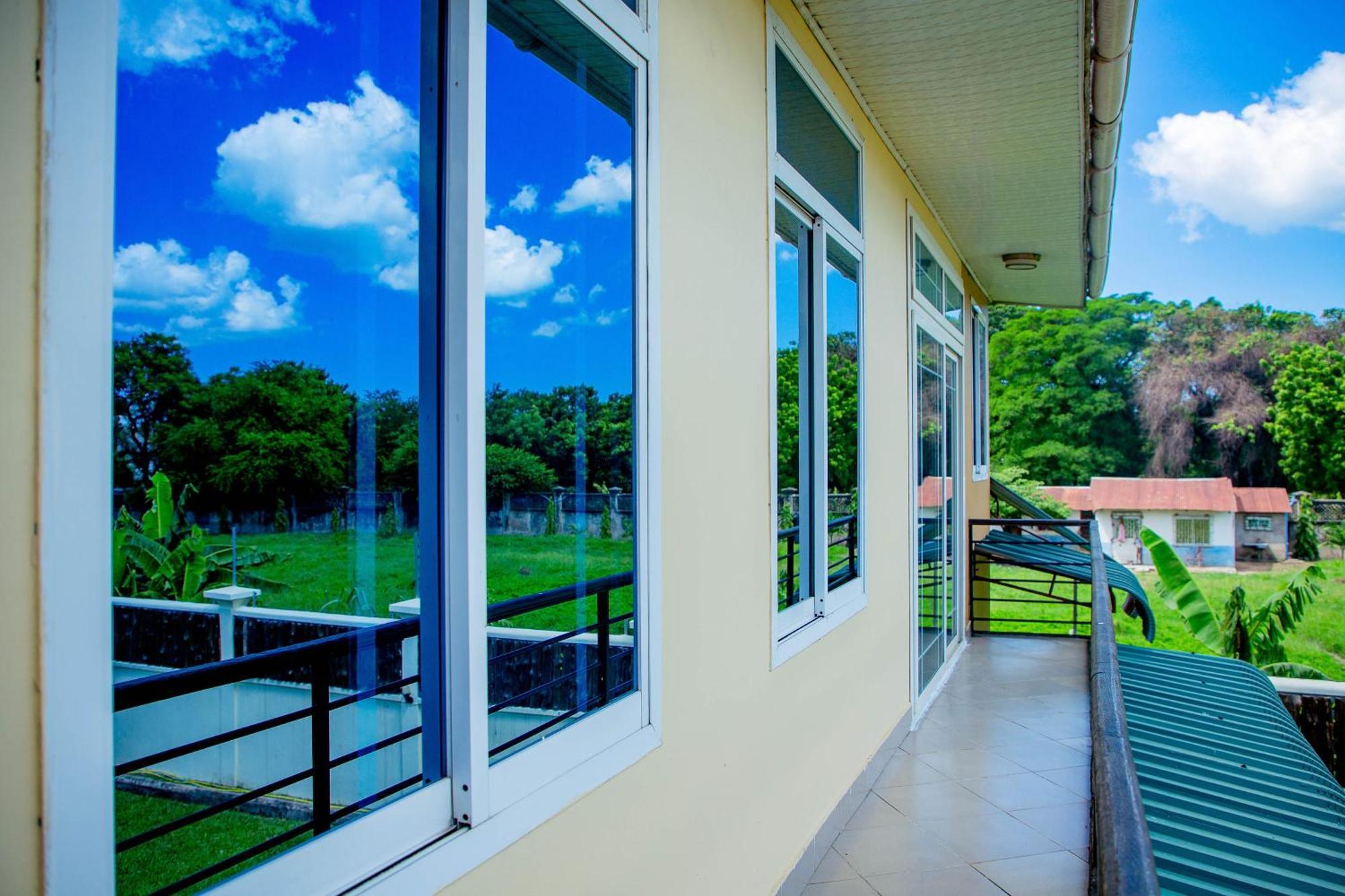 Kays Lodge Dar es Salaam Exteriér fotografie