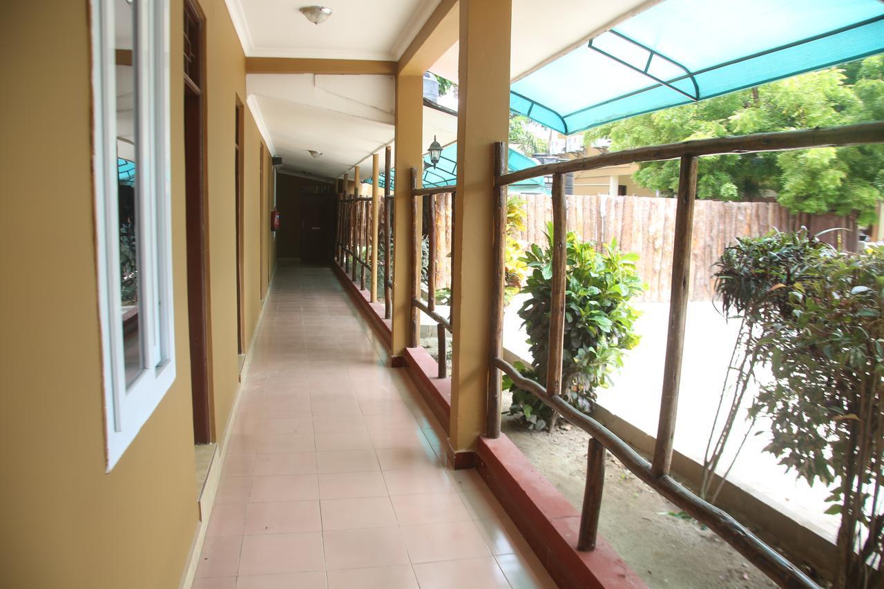 Kays Lodge Dar es Salaam Exteriér fotografie